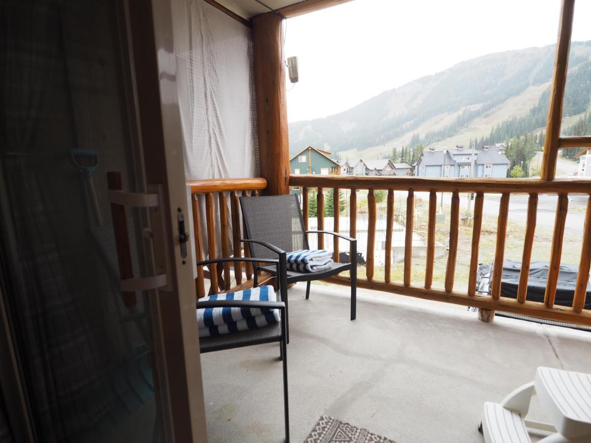 Rustic Cedar Retreat Condo Penticton Luaran gambar